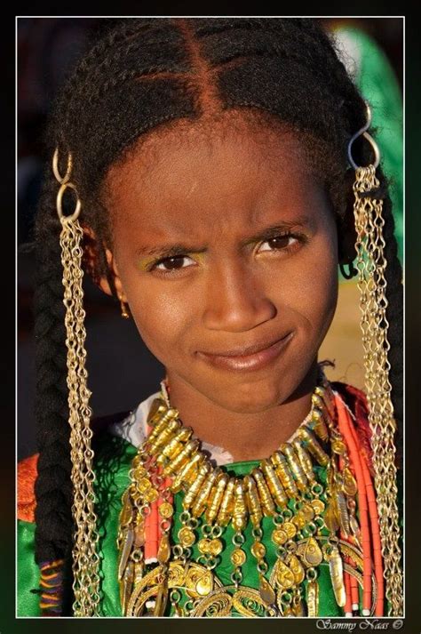 Tuareg Girl Libya Ghadames Credit Sammy Nass | African trade beads, African men, Girl