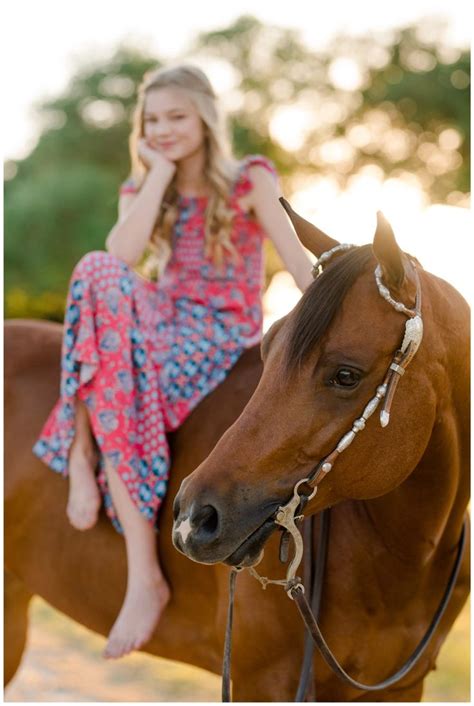 photo credit www.kirstiemarie.com | Equine photography poses, Horse ...