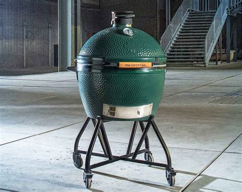 Big Green Egg Dimensions (Small, Med, Large & XL Grill Sizes)