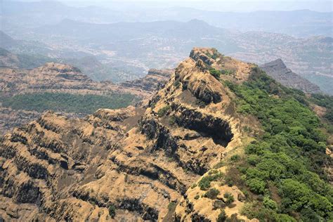 12 Major Mountain Ranges in India