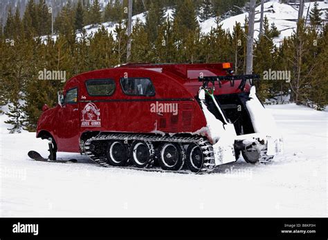 Snowcoach in yellowstone national park hi-res stock photography and images - Alamy