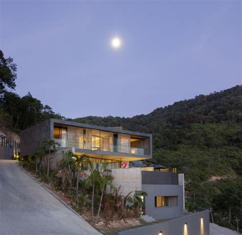 Kalim Beach House / design Qua | ArchDaily