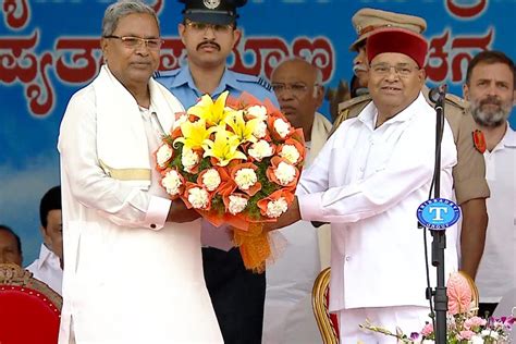 Karnataka chief minister | Siddaramaiah sworn in as Karnataka's new ...