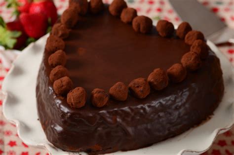 Chocolate Heart Cake - Joyofbaking.com *Video Recipe*