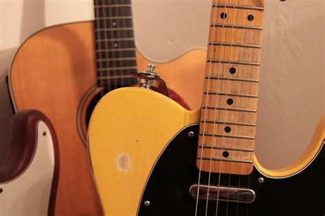 Fender Modern Player Telecaster Review | Beginner Guitar HQ