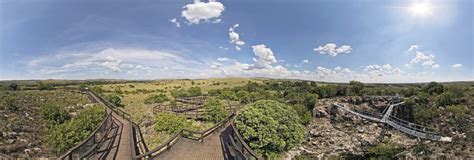 Archaeologists Entrance to Sterkfontein Caves 360 Panorama | 360Cities