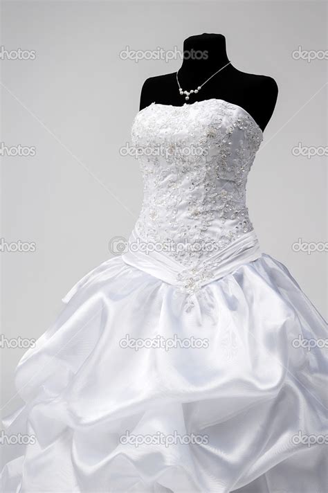 Wedding dress on a mannequin — Stock Photo © idal #39291859