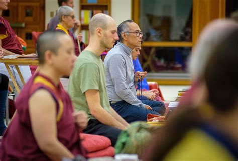 The Experience of Close Retreat - Kadampa Buddhism