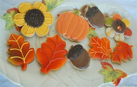 Thanksgiving Cookie Platter 1 dozen | Thanksgiving cookies, Cookies, Platters