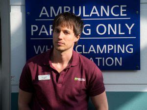 Jamie Davis Reprises Role in Holby | holby.tv