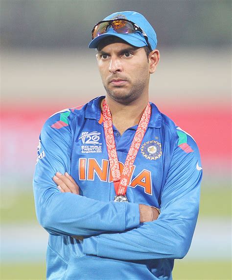 Dhoni comes to Yuvraj's defence, says he tried his best - Rediff Cricket