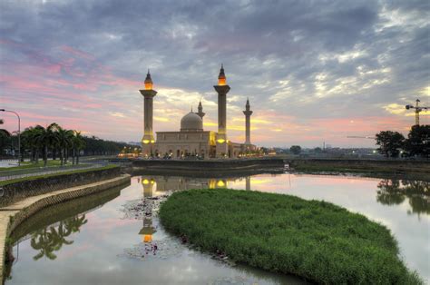 Sunrise | Tengku Ampuan Jemaah Mosque, Bukit Jelutong | HD… | Flickr