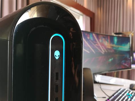 The Alienware Aurora R9 Gaming Desktop Is a Science Fiction-Inspired ...