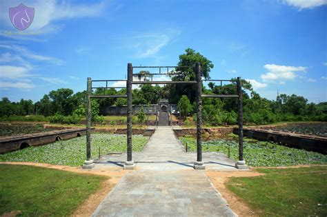 TOP HUE ROYAL TOMBS YOU MUST VISIT - Culture Pham Travel