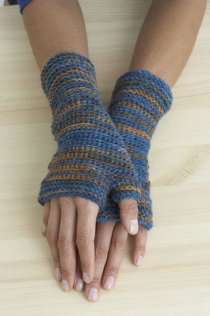 Free pattern- wrist warmers Ravelry: crochet | Crochet mittens, Crochet ...