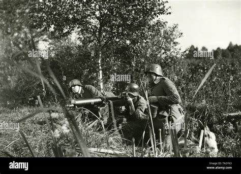 Freikorps soldier freikorps soldiers hi-res stock photography and images - Alamy