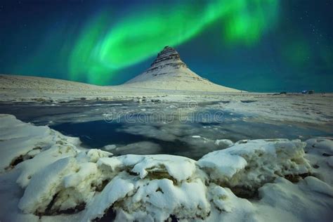 Mount Kirkjufell Iceland at Night Stock Image - Image of horizontal ...