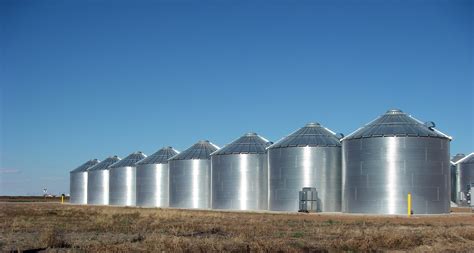 File:Ralls Texas Grain Silos 2010.jpg - Wikipedia