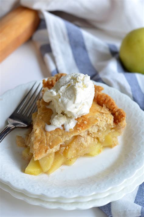 Sourdough Sunday: All-American Apple Pie