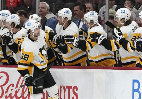 Kris Letang leaves the Penguins, Winter Classic following the death of his father | Pittsburgh ...