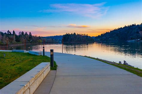 Living in Milwaukie, Oregon: What it's Like & What to Know