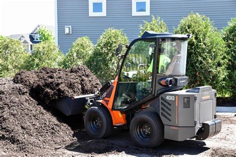 Cast Loaders 40XD - Mini Loader - Tree Care Machinery