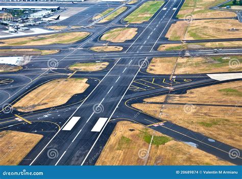 Airport Runway Stock Images - Image: 20689874