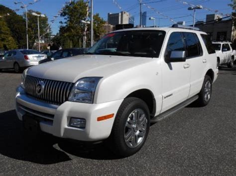 2010 Mercury Mountaineer Data, Info and Specs | GTCarLot.com