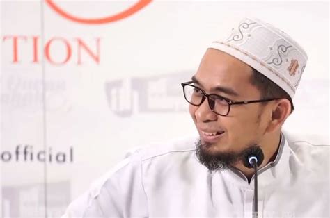 Baca Ini Setelah Sholat Tahajud, Dosa Satu Keluarga Diampuni Kata Ustadz Adi Hidayat - Portal ...