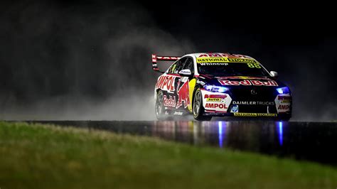 V8 Supercars 2021: Jamie Whincup wins Sydney Supernight finale