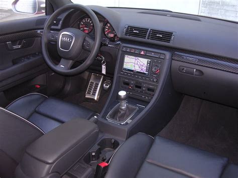 AUDI RS 4 - Review and photos