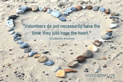 50 Inspirational Quotes About Volunteering & Giving Back - Volunteer Vacations | Discover Corps ...