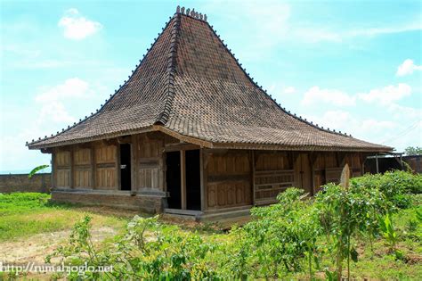 Rumah Adat Kudus ~ Rumah Joglo.net