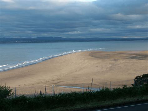 Pettycur Bay (C) Simon Johnston :: Geograph Britain and Ireland