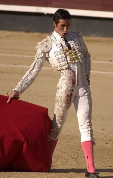 ¿Sabes distinguir entre un charro, torero y un mariachi?... - Diamondask