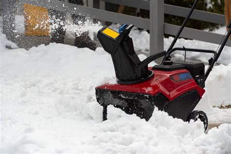 5 Best Single-Stage Snow Blowers of 2024