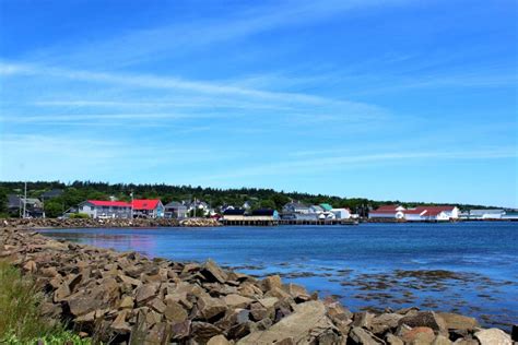 A Quick Visiting Guide to Brier Island, Nova Scotia's Hidden Gem