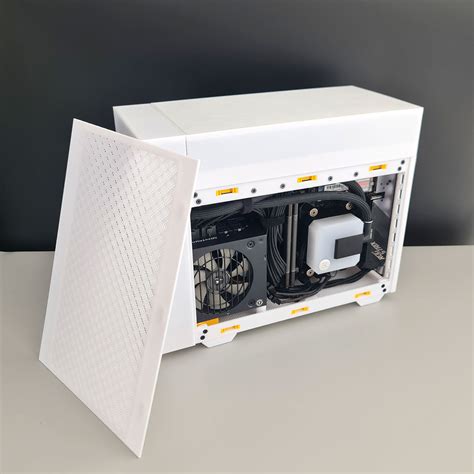 Watercooled PC Case - MODCASE 3D 13.3L ITX by Haydn Bao | Printables Store