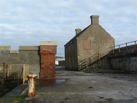 Harbour Master's House - Saltcoats... © Raibeart MacAoidh :: Geograph ...