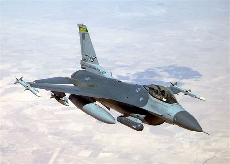 File:F-16 Fighting Falcon-Thomas Ireland.jpg - Wikimedia Commons