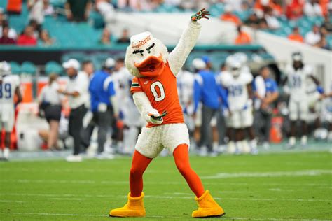 Miami football plummets in ACC power rankings - BVM Sports