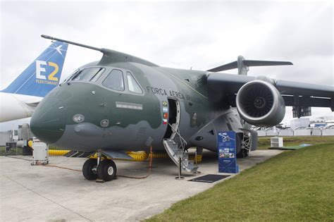 The Embraer KC-390 taking on the heavy weights - FlyingInIreland.com