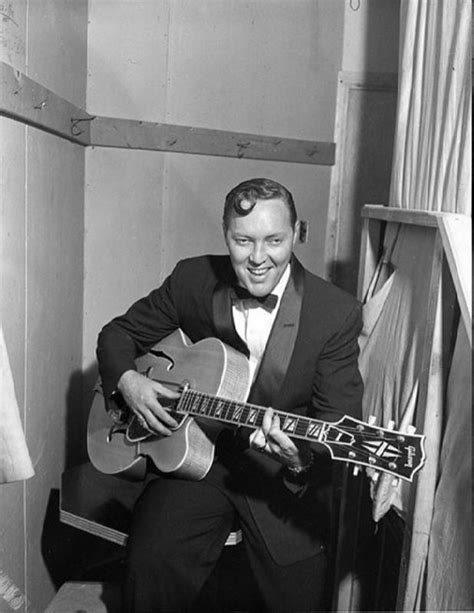 World of faces Bill Haley - great uncle of Rock and roll - World of faces