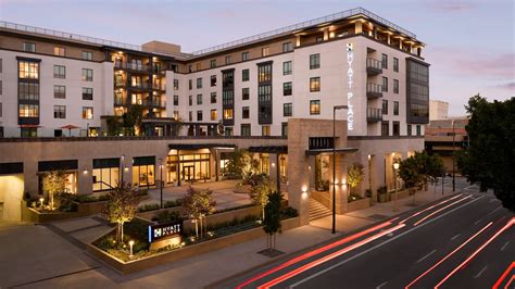 Upscale Downtown Hotel Near Old Town | Hyatt Place Pasadena