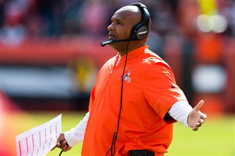 Hue Jackson nearing 40-year record for coaching futility