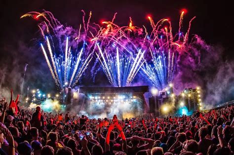 Best music festivals in 2017: Glastonbury, Creamfields, Isle of Wight and more - who is ...