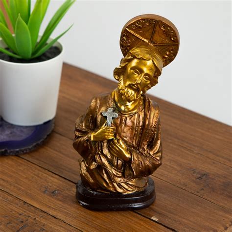 Buy Statue of Jesus Christ with Crown - Gold Color (13 cm) Online - Spiru