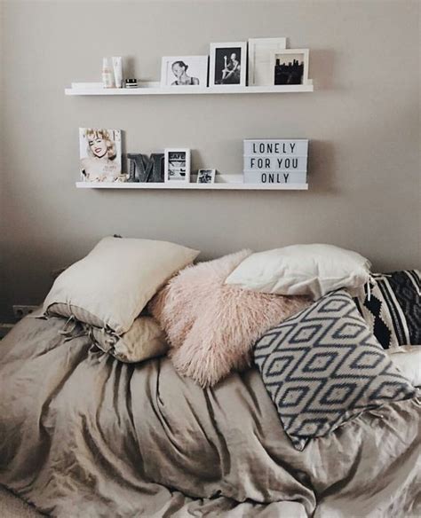 Halcyon Rooms: Photo | Apartment bedroom decor, Dorm room decor, Apartment decorating college ...