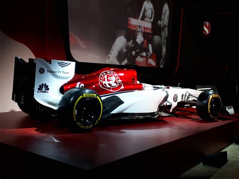 Sauber Reveals Alfa Romeo Livery and Driver Lineup for 2018 F1 Season – GTPlanet