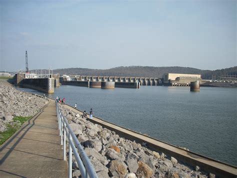 ART in the WIND: Scenic North Alabama: Guntersville Dam near ...